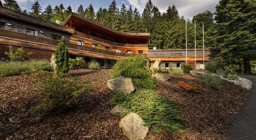 Horský hotel Lorkova vila - Image 1