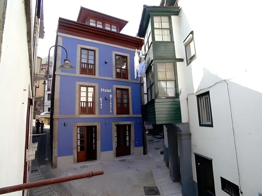 Hotel Casa Prendes - Image 1