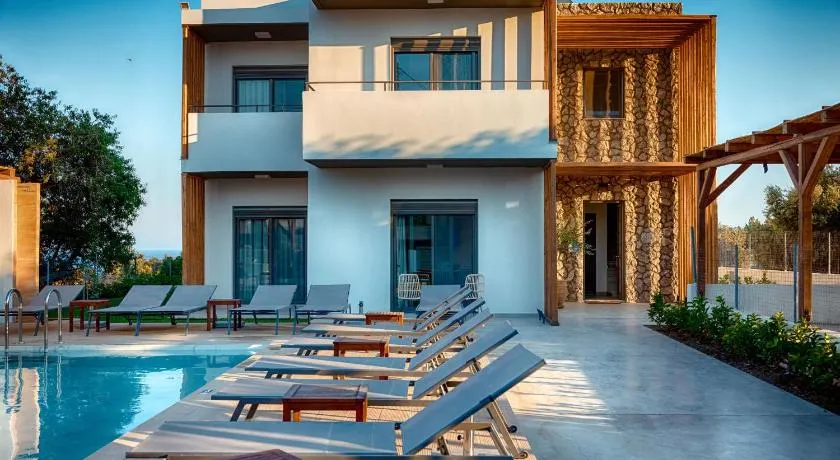 Kipos Suites & Apartments - Image 1