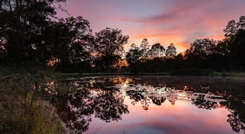 Hunter Hideaway Cottages - Image 1