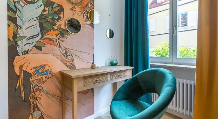 Apartment 9 - Image 1