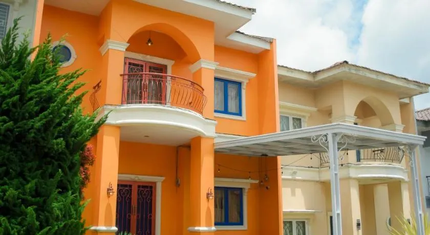 Orange Villa - Image 1