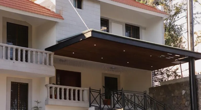 VIAMONTE House Boutique - Image 1