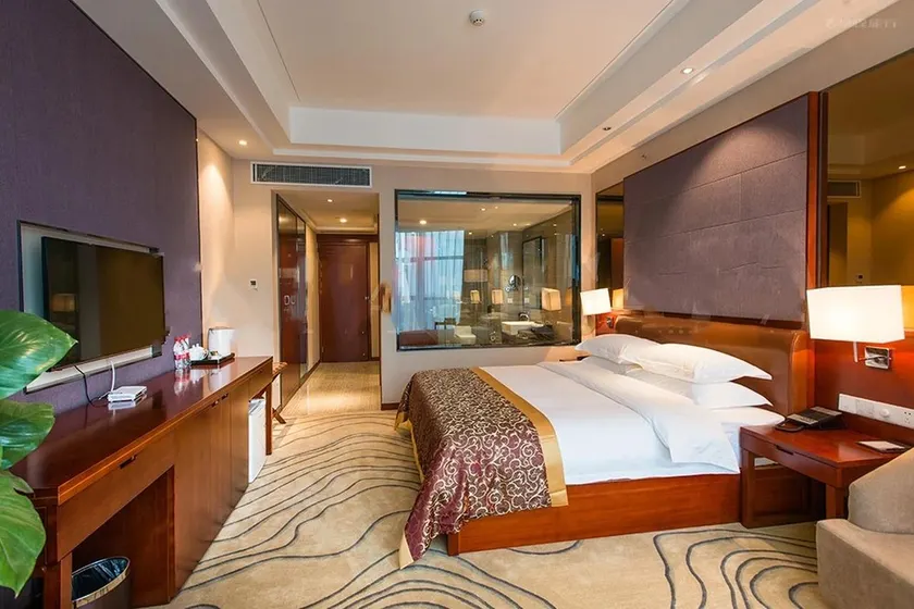 Xuchang Aviation Hotel - Image 1