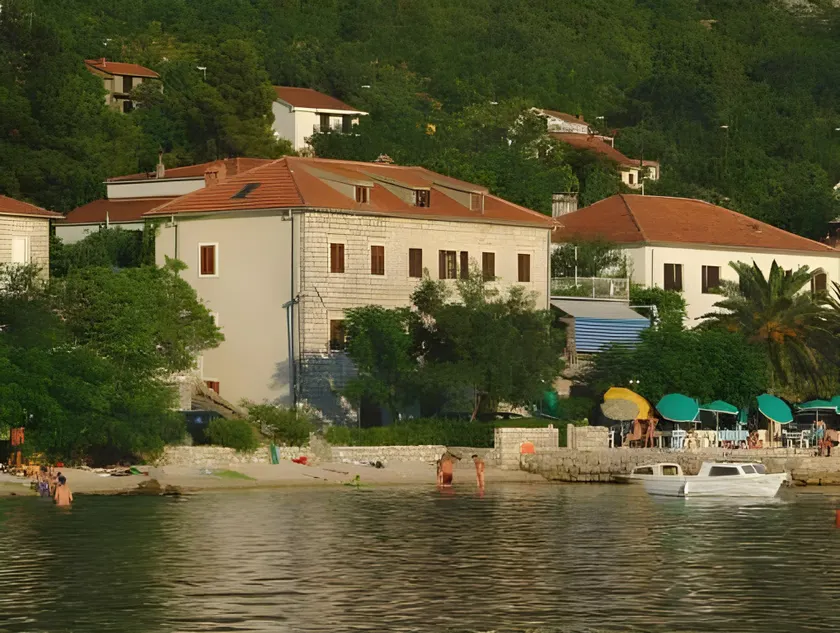Garni hotel Pana-Eustahije 253 - Image 1