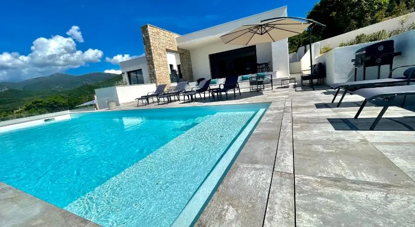 LES VILLAS DU DOMAINE NAPOLEON CORSICA vue mer et piscine - Image 1