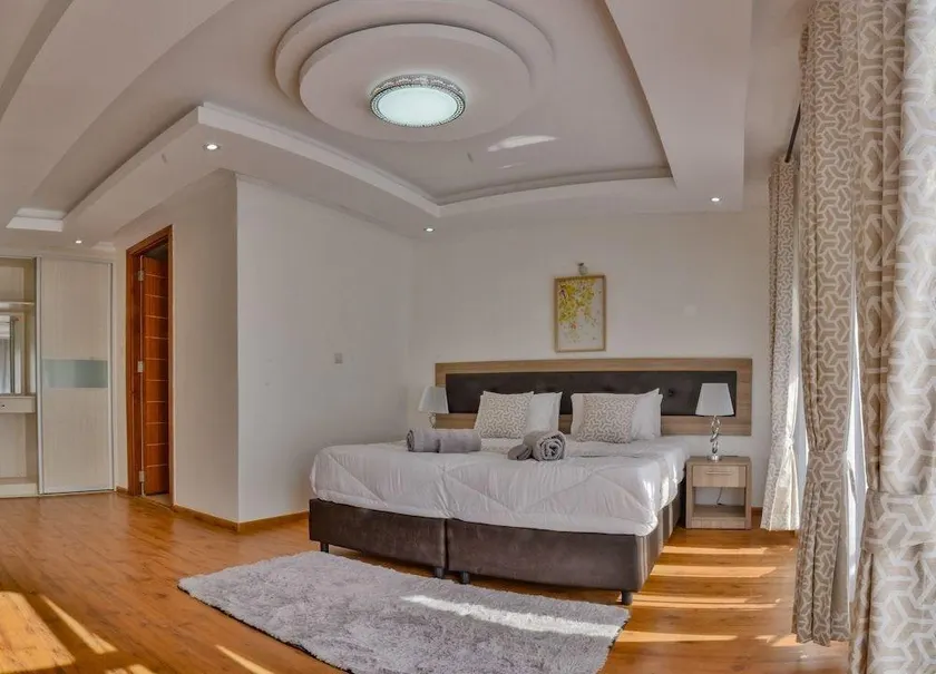 Edmor Residences - Riverside - Image 1