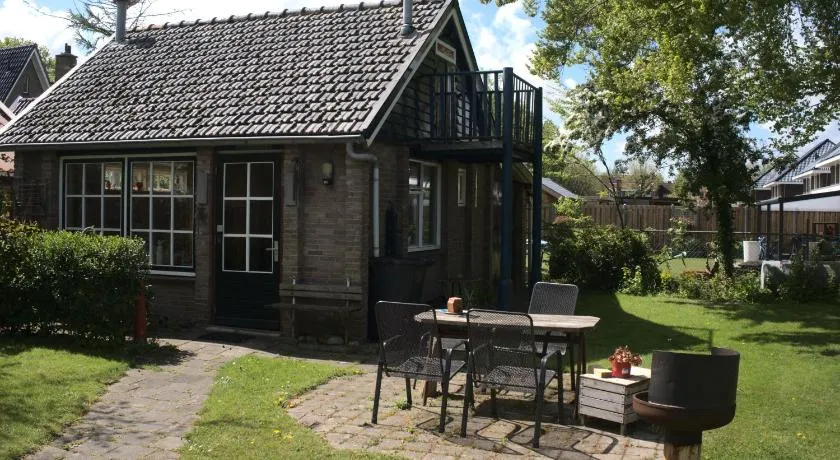 Small, cute and cozy little holiday home - Image 1