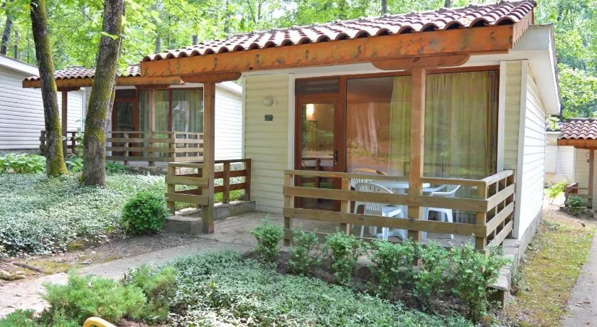 Villas Holidays - Image 1