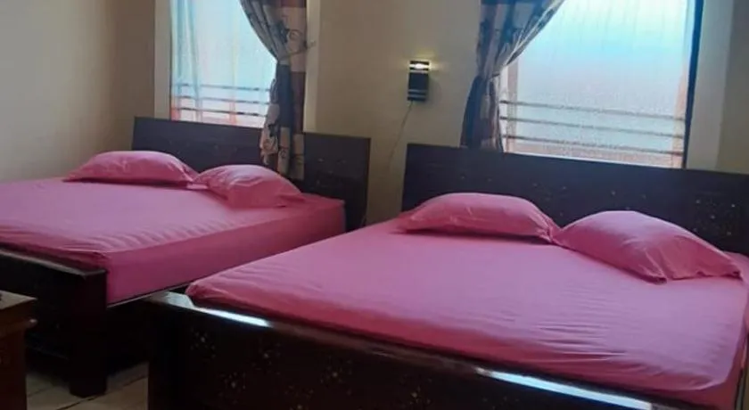Viola Hotel - Image 1