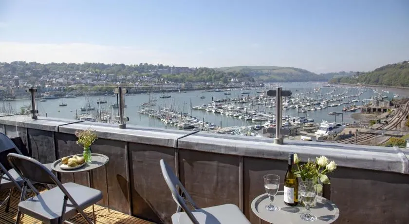 Waterview House, Kingswear - Free Wi-Fi - Awesome Views - Close to Ferry - Image 1