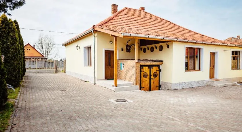 Casa MB - Image 1