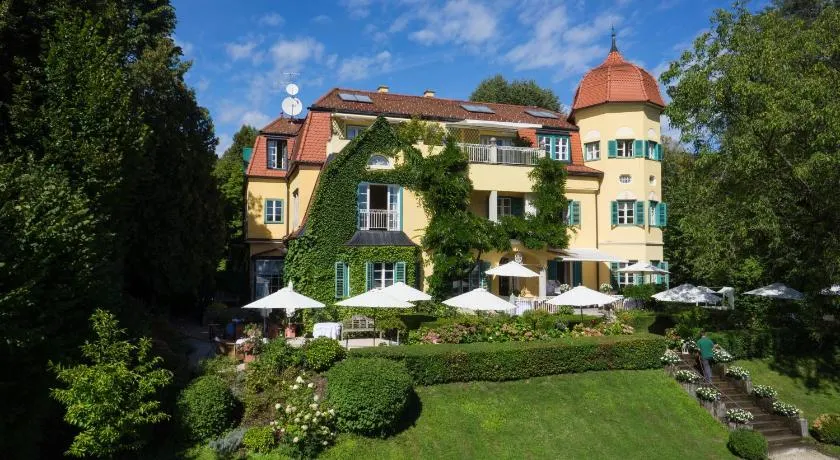 Hotel Seeschlößl Velden - Image 1