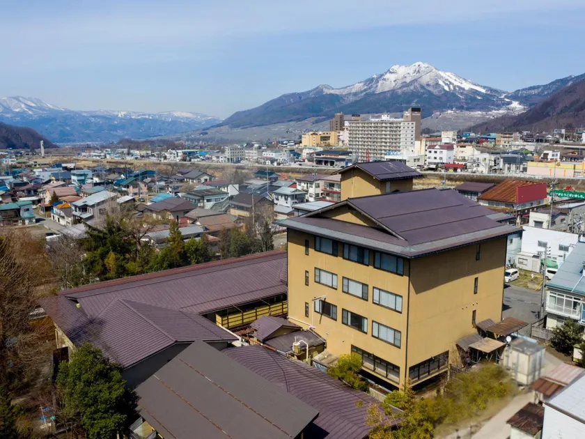 Hotel Housei - Image 1