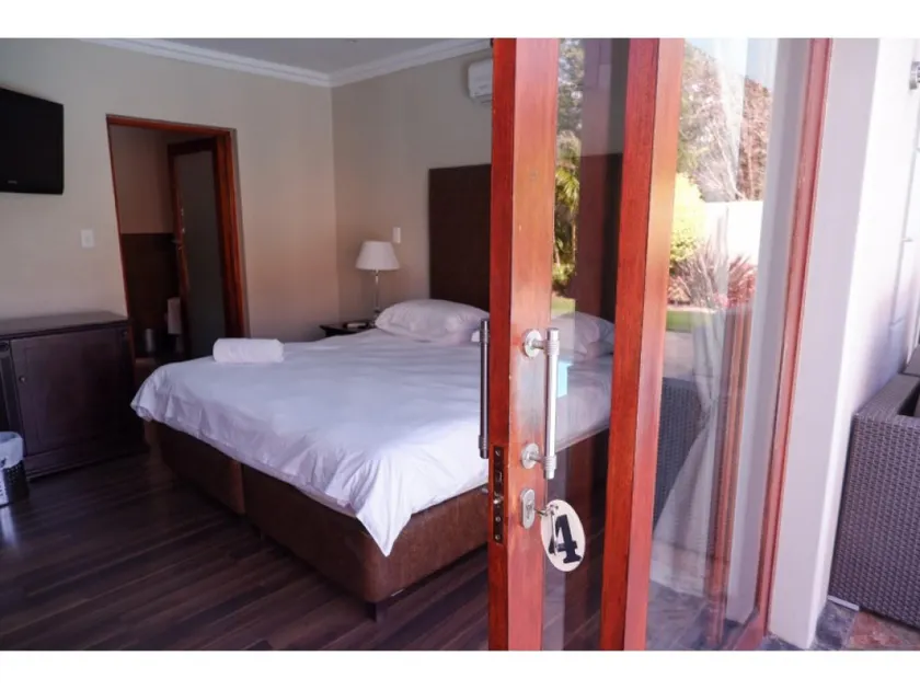 Lord Caledon Guest House - Image 1