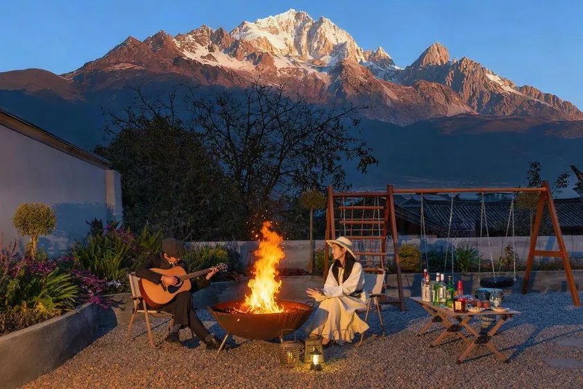 Bantang Zuoyou Snow Mountain View Hotel Baisha Ancient Town Branch - Image 1