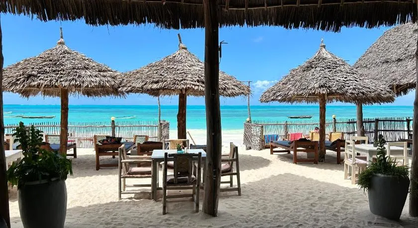 Bahari Beach Bungalows - Image 1