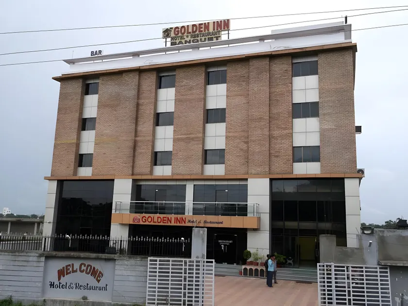 Golden Inn - Image 1