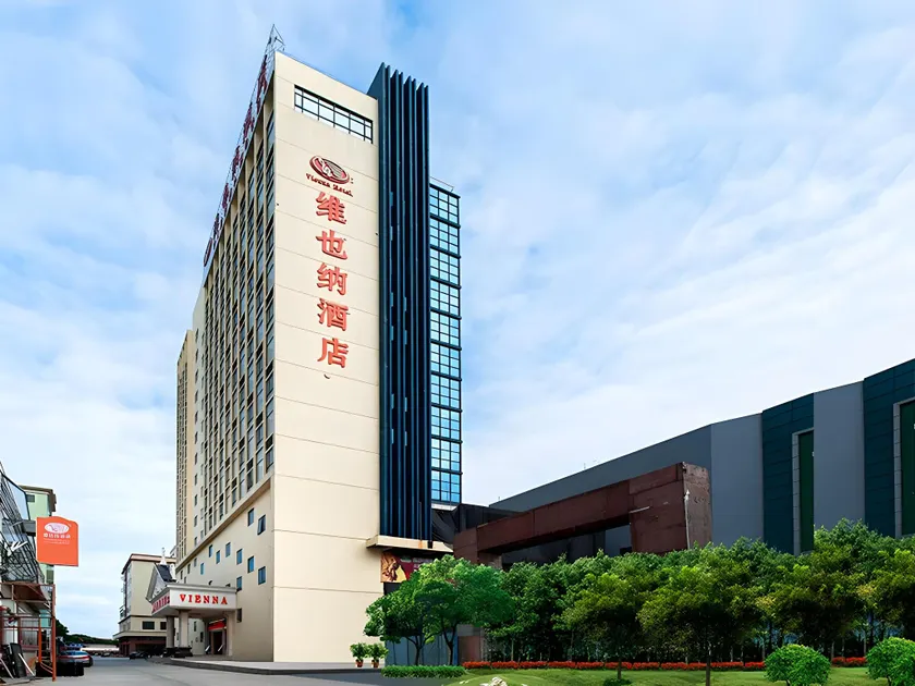 Vienna Hotel Foshan Lecong Furniture Mart - Image 1