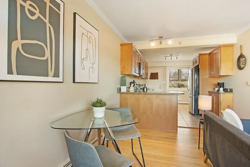 Sunny 1BR Apt in Suburb - Salem 3C rep - Image 1