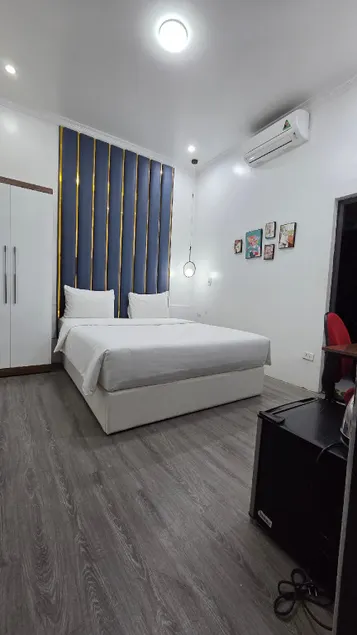 A26 Hotel II - Image 1