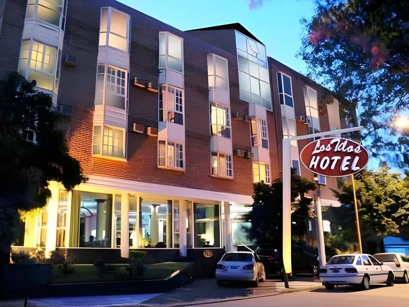 Los Tilos Hotel - Image 1