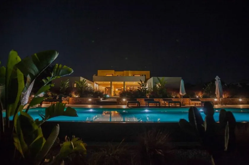 fabulosa villa con piscina privada - Image 1