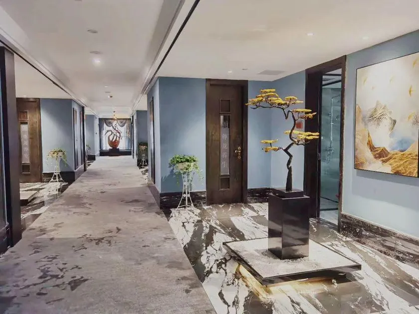 Wyndham Kaili Downtown - Image 1