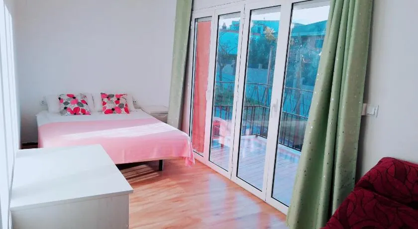 La Casa de Vacaciones - Image 1