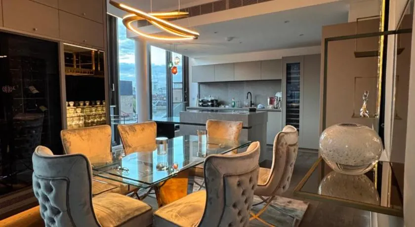 Aurelia Suite - Image 1