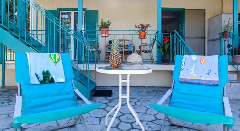 Agapanthus house - Image 1
