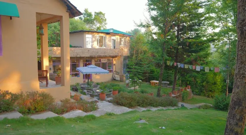Misty Mountain Retreat - Image 1