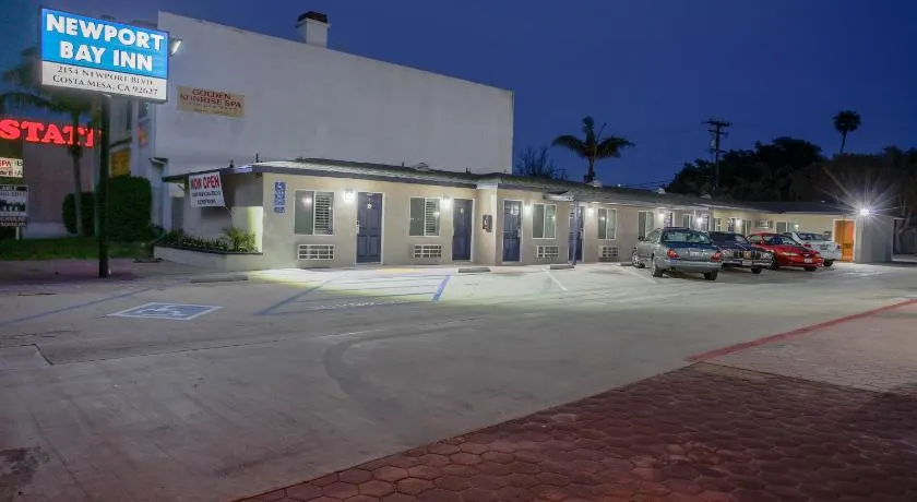 Newport Bay Inn - Image 1