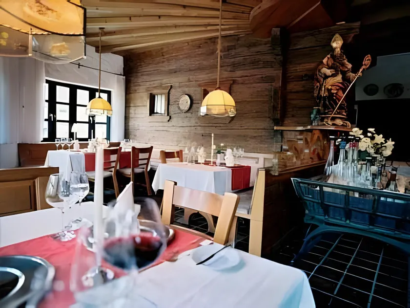 Hotel Restaurant Fronmühle 3 Sterne Superior - Image 1