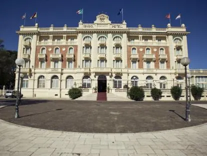 Grand Hotel Cesenatico - Image 1