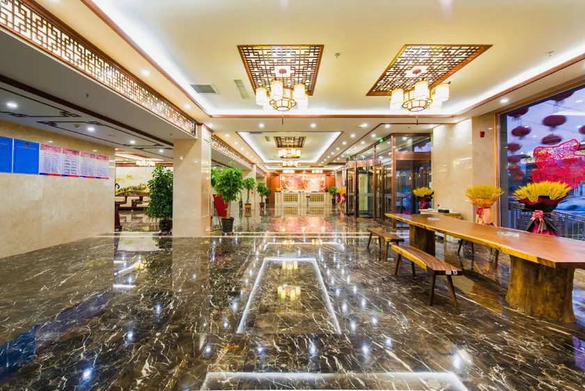 Chengde Tangyun Shengshi Grand Hotel - Image 1