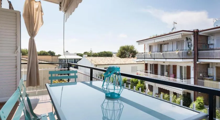 Stay Unique Apartments Sitges Beach - Image 1