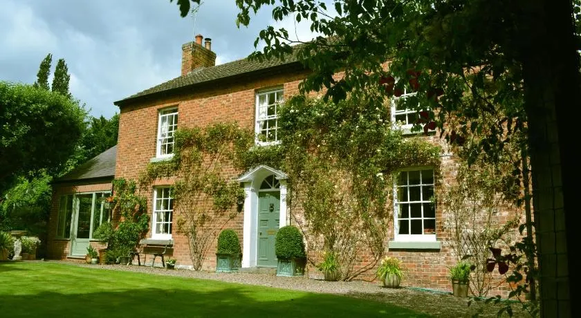 The Old Vicarage Bed and Breakfast - Image 1