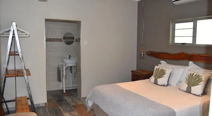 Quiver Inn Guesthouse - Image 1