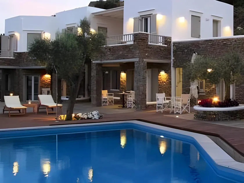 Selana Suites - Image 1