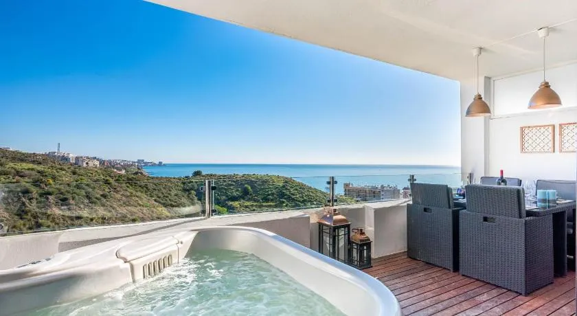 Carvajal Luxury Apartments - Free Parking - Image 1