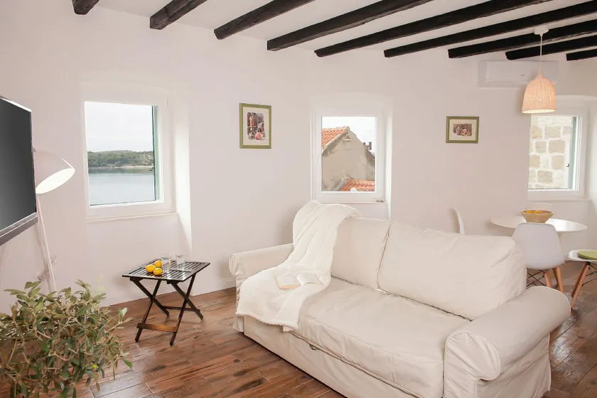 A&E Apartment - Near Cathedral of St James - Image 1