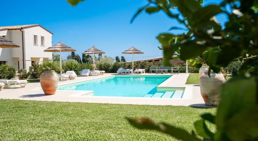 Villa Carmiano b&b Luxury bedrooms in Avola in the province of Syracuse with room with swimming pool - Image 1