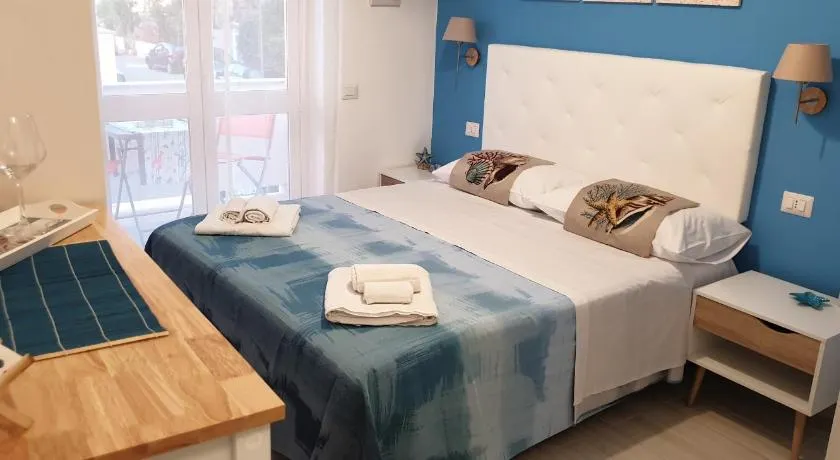 ele&gio accomodation - Sea View - Image 1