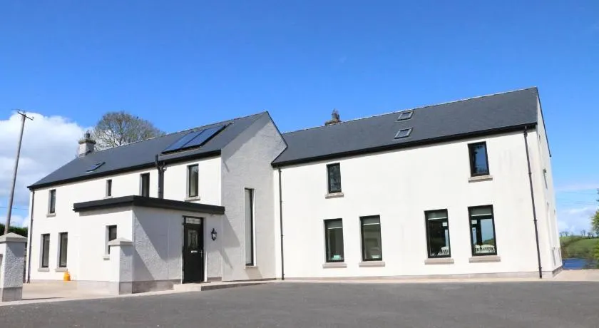 Emy Lakehouse - near Castle Leslie, Glaslough - Image 1