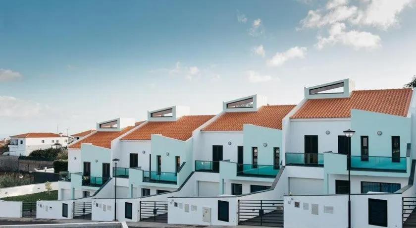 Vilas Mediterrâneo - Image 1