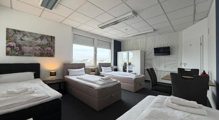 J&R Gästezimmer Kassel - Image 1