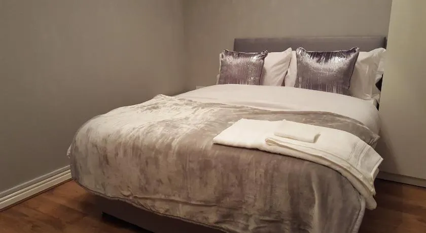 Haus Serviced Living - Image 1