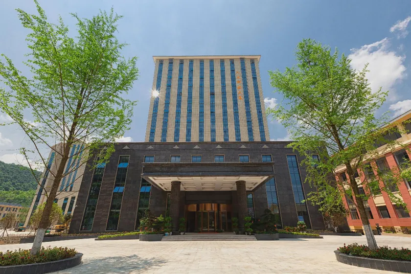 Qiyang Hotel - Image 1