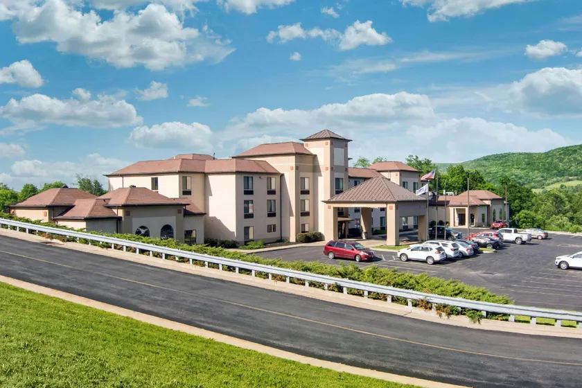 City Express by Marriott Milford Cooperstown - Image 1